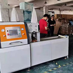 鋁型材設(shè)備