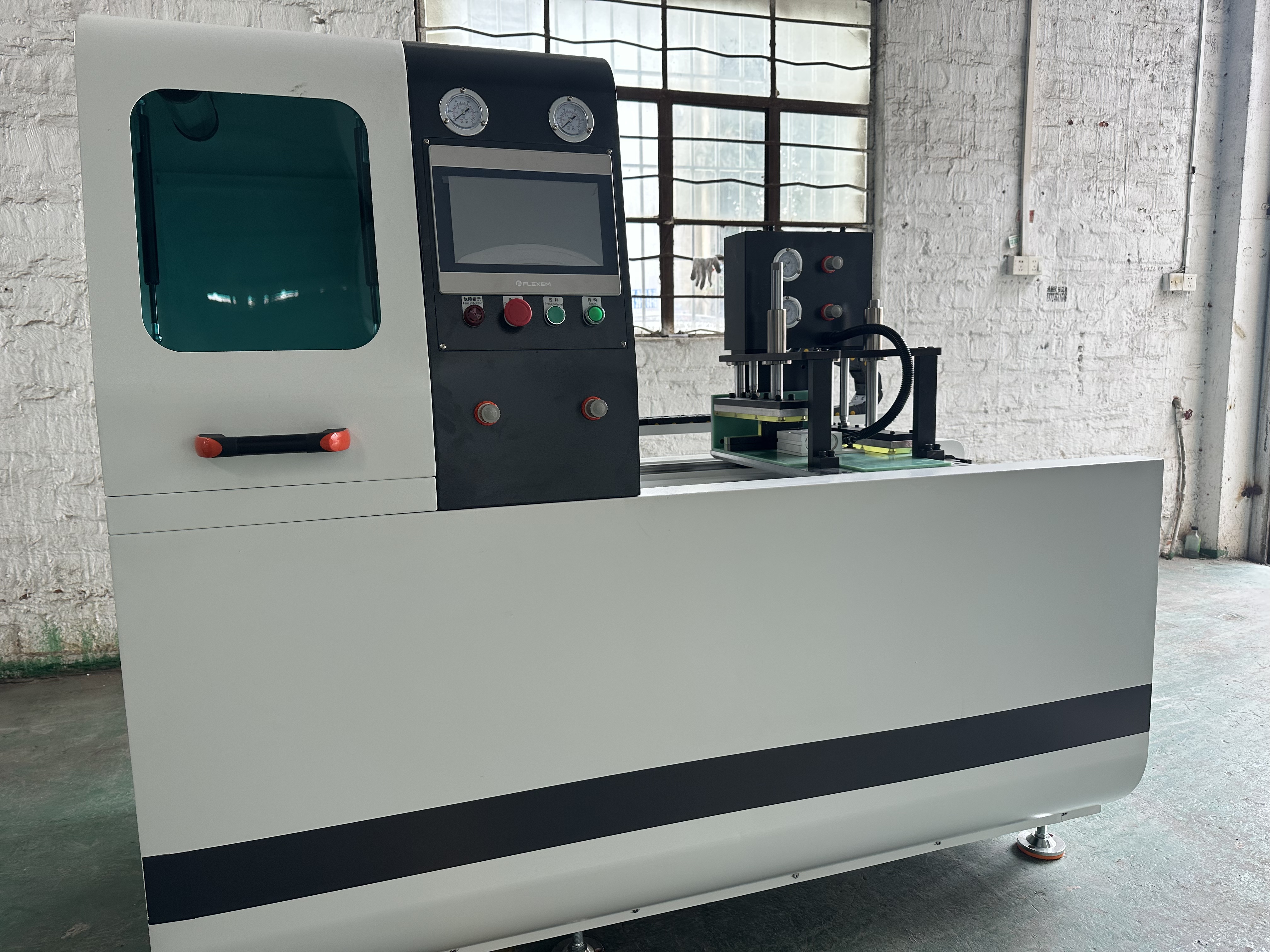 405分料退刀切鋁機