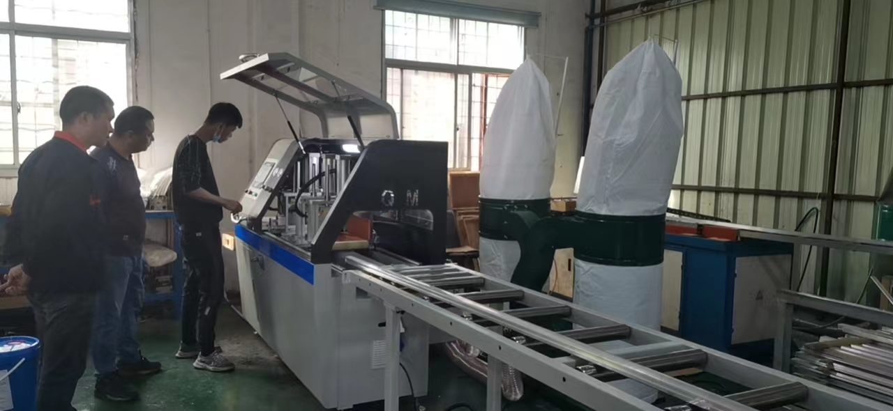 HTX-QM550S分離式全自動切鋁機