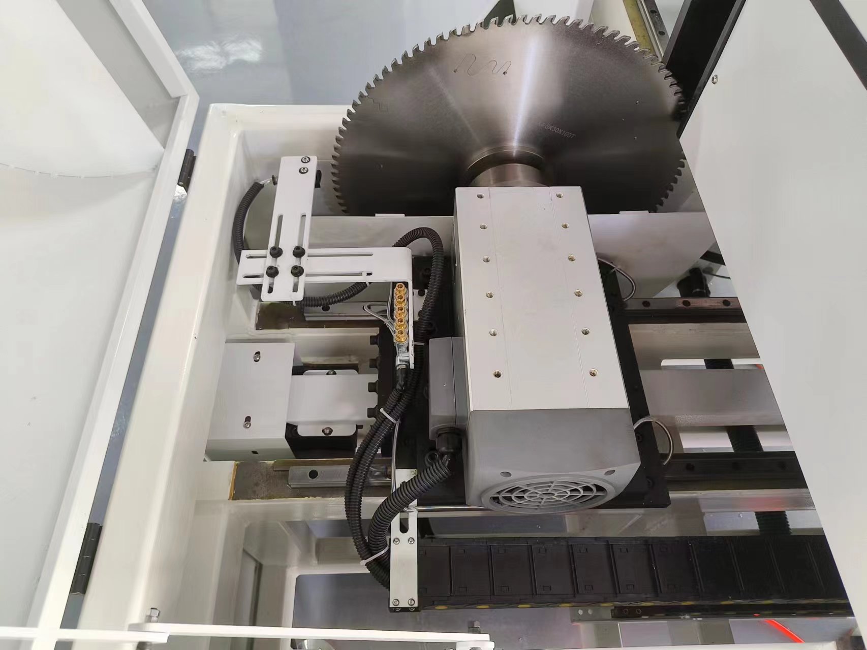 數控切鋁機 數控切鋁機