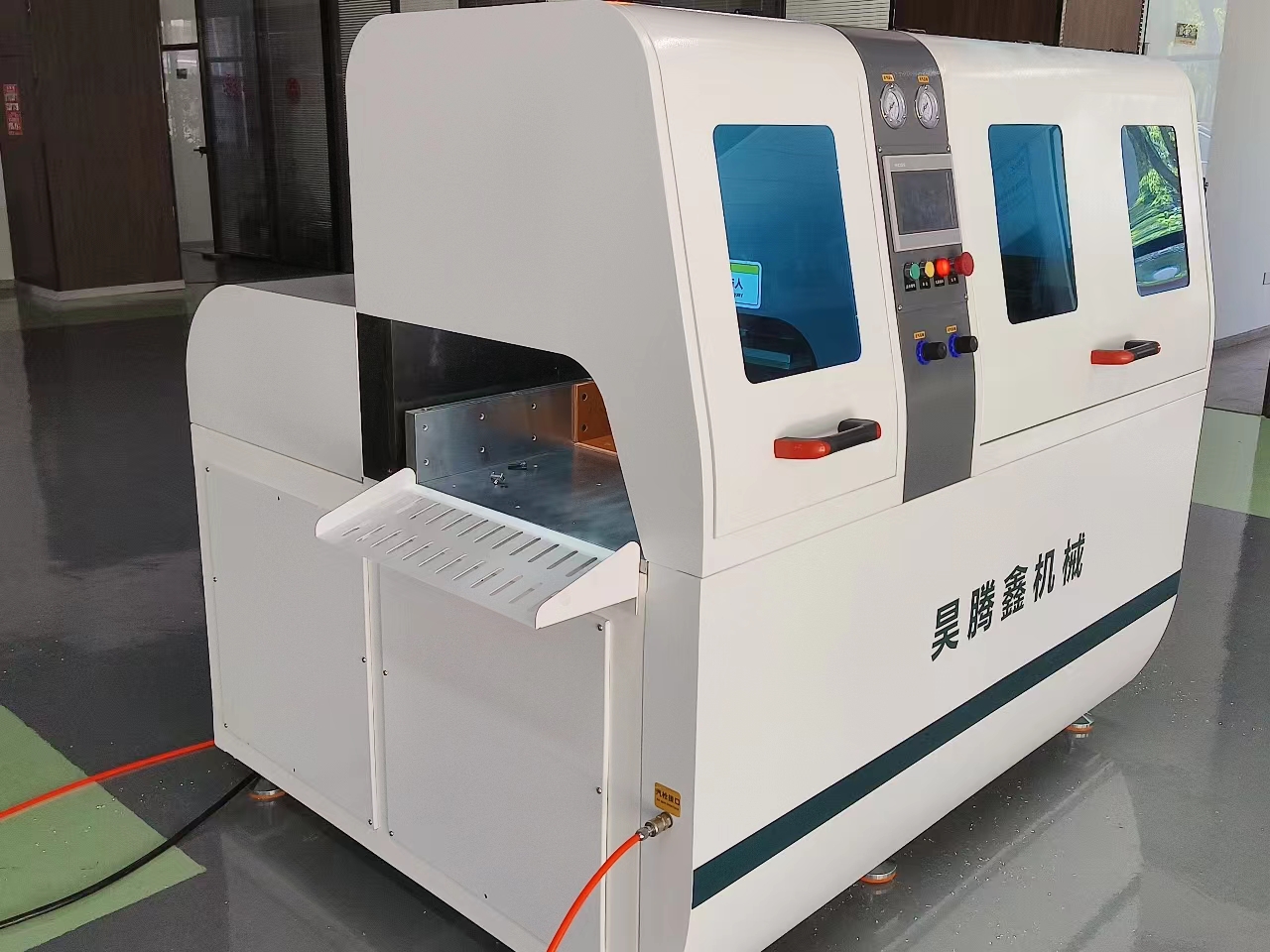 鋁合金精密切割機(jī) 鋁合金精密切割機(jī)