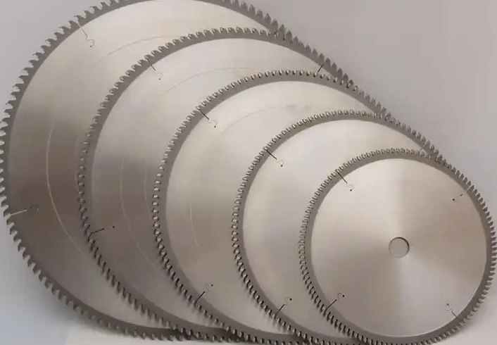 屏幕截圖_11-8-2025_15396_image